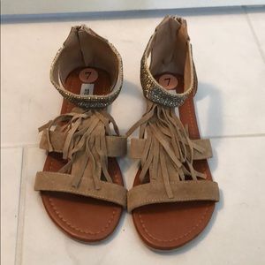Steve Madden sandals 7